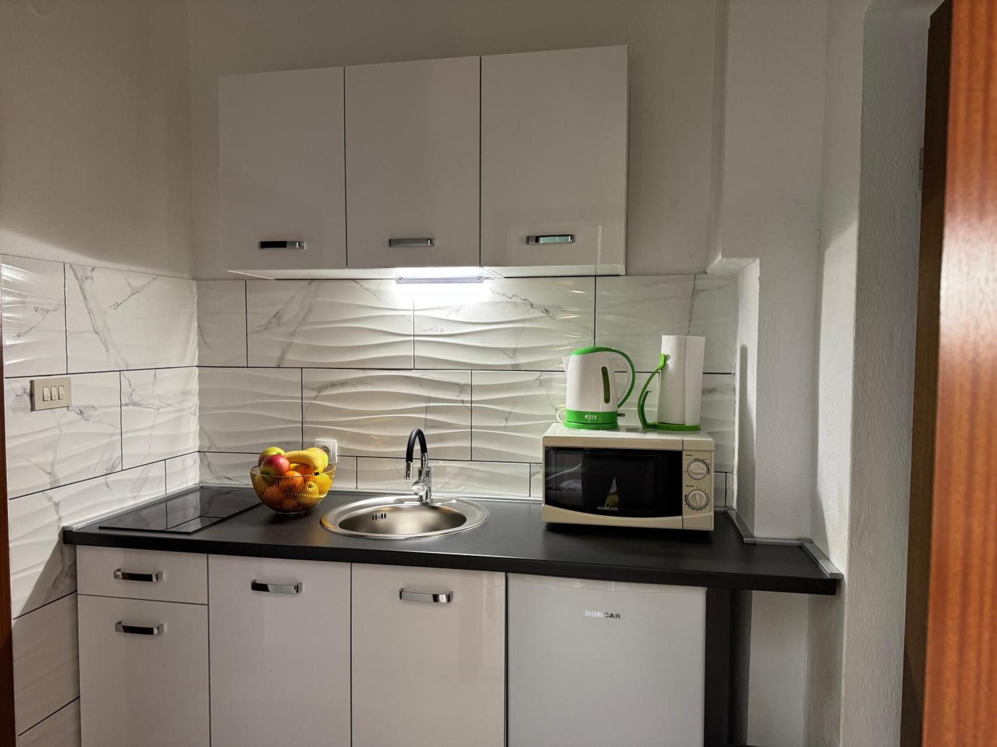 Apartments Villa Mirella 20 M From The Sea - Free Parking Trogir Luaran gambar