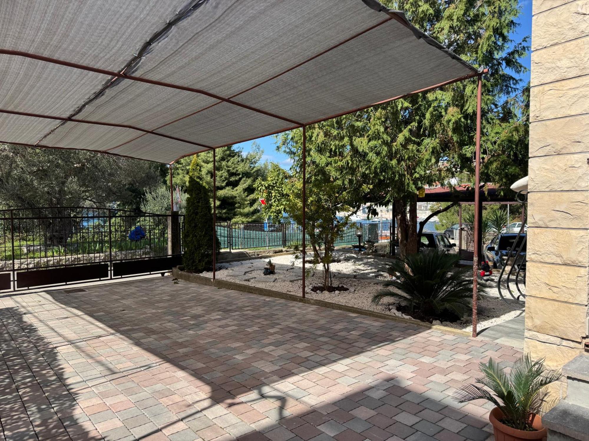 Apartments Villa Mirella 20 M From The Sea - Free Parking Trogir Luaran gambar
